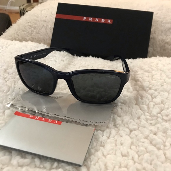 Authentic PRADA sunglasses for men NEW in case & gift set LUXURY BRAND GIFT - Picture 4 of 15